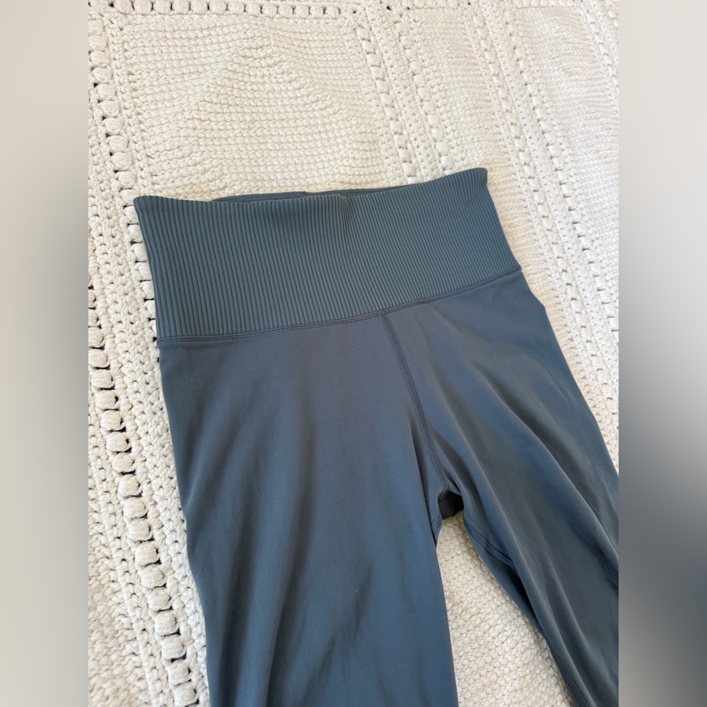 Vuori Women's Rib Studio Legging Medium Stone Green Size Small - Picture 11 of 12